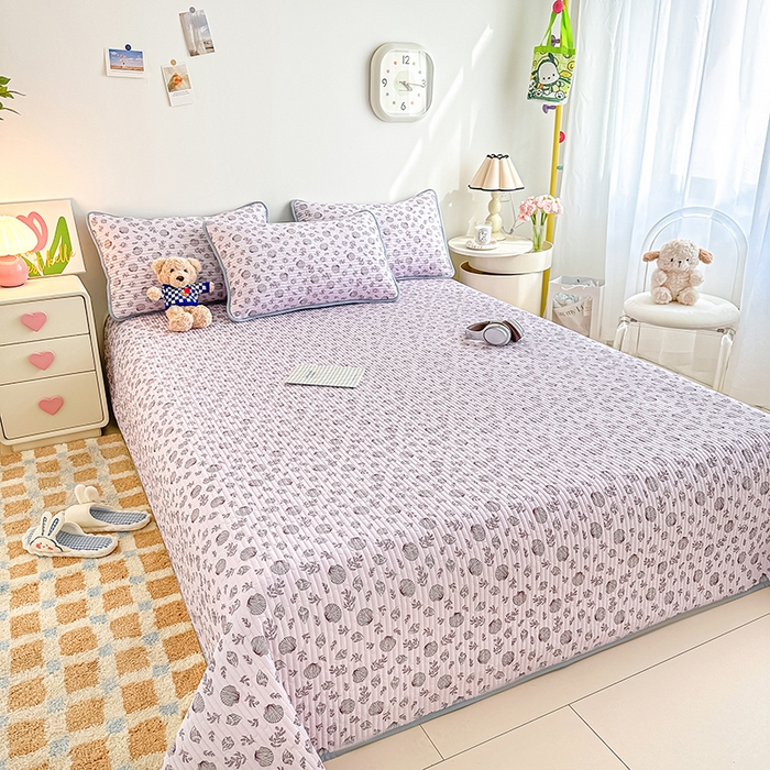 91家纺网 家纺一手货源 找家纺 橘夏家纺 2025新款双层纱小云棉床盖单床盖床盖单件 贝壳秘境--紫贝