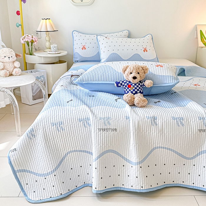 91家纺网 家纺一手货源 找家纺 橘夏家纺 2025新款双层纱小云棉床盖单床盖床盖单件 莓蝶之恋--蓝蝶引力