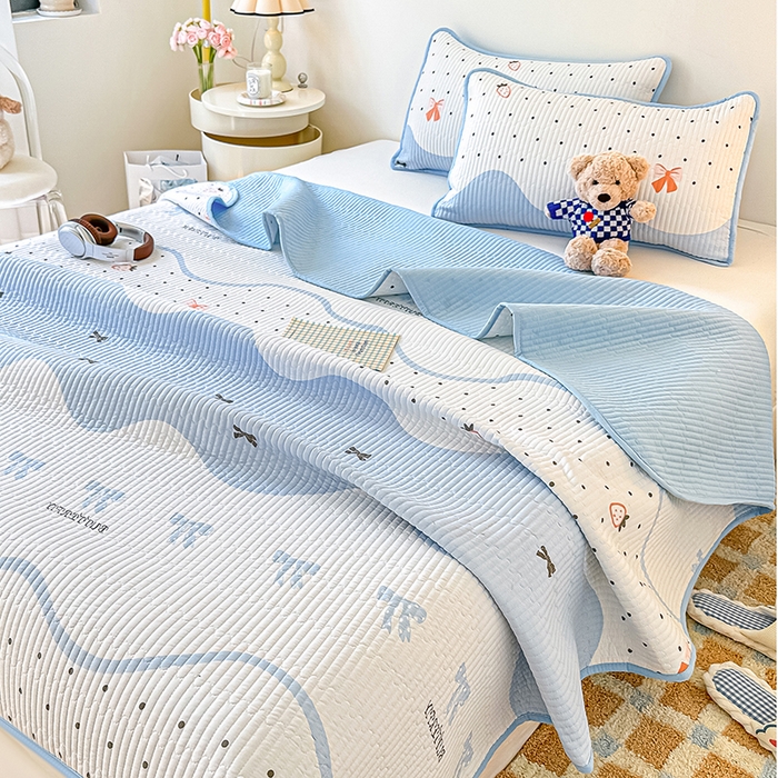 91家纺网 家纺一手货源 找家纺 橘夏家纺 2025新款双层纱小云棉床盖单床盖床盖单件 莓蝶之恋--蓝蝶引力