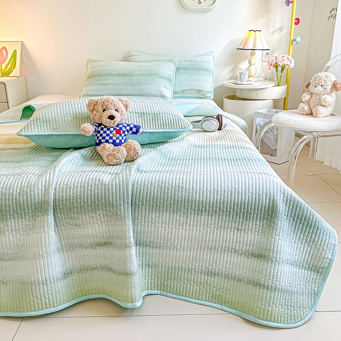 91家纺网 家纺一手货源 找家纺 橘夏家纺 2025新款双层纱小云棉床盖单床盖床盖单件 奇幻梦境--春云