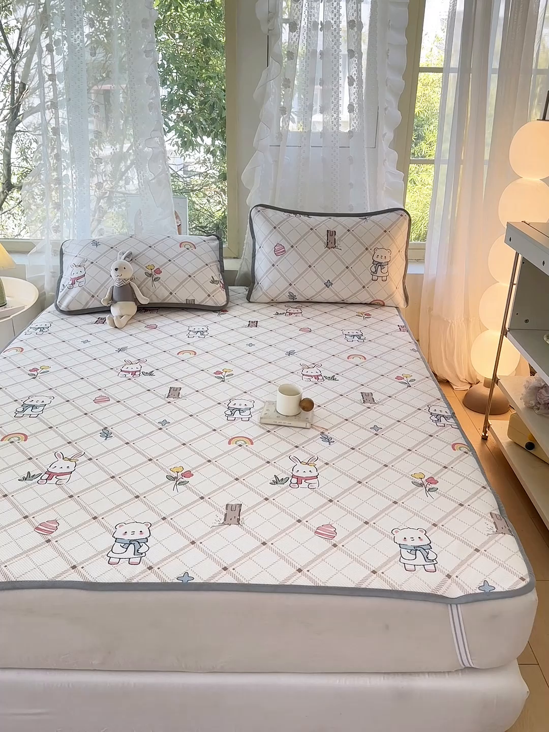 91家纺网 家纺一手货源 找家纺 （总）慕梵家居 2025新款冰豆豆斜纹数码印花床单款凉席席子三件套