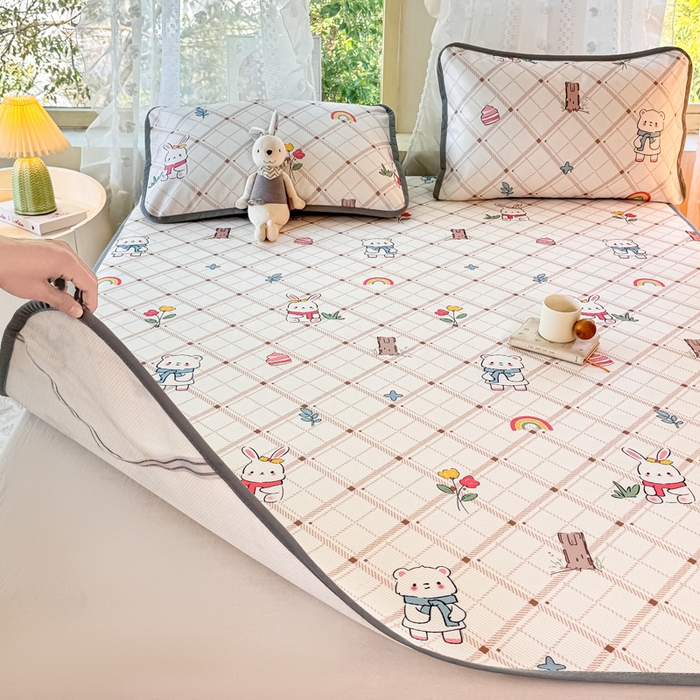 91家纺网 家纺一手货源 找家纺 （总）慕梵家居 2025新款冰豆豆斜纹数码印花床单款凉席席子三件套