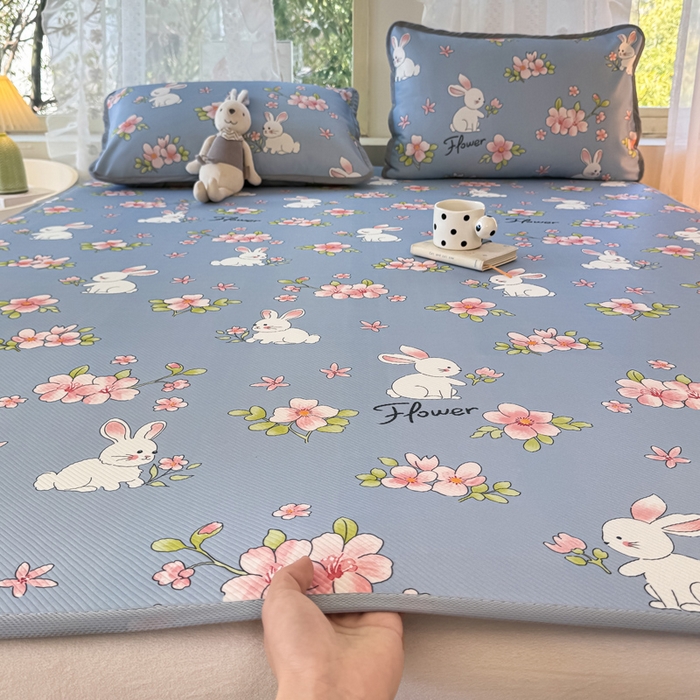 91家纺网 家纺一手货源 找家纺 （总）慕梵家居 2025新款冰豆豆斜纹数码印花床单款凉席席子三件套