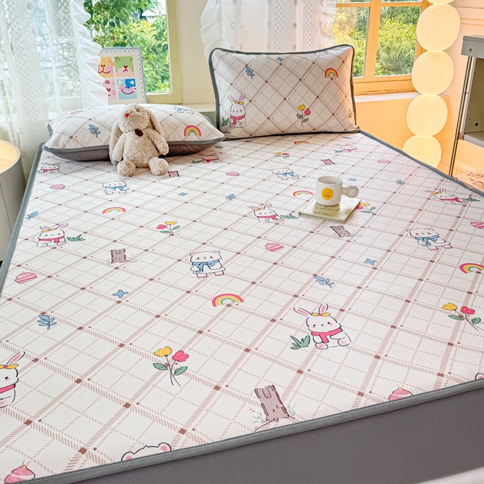 91家纺网 家纺一手货源 找家纺 （总）慕梵家居 2025新款冰豆豆斜纹数码印花床笠款凉席席子三件套