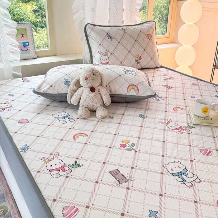 91家纺网 家纺一手货源 找家纺 （总）慕梵家居 2025新款冰豆豆斜纹数码印花床笠款凉席席子三件套