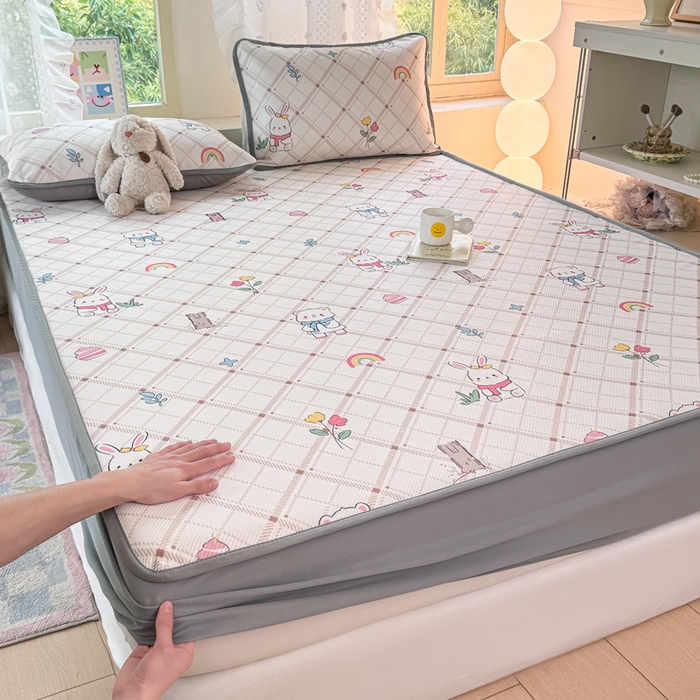 91家纺网 家纺一手货源 找家纺 （总）慕梵家居 2025新款冰豆豆斜纹数码印花床笠款凉席席子三件套