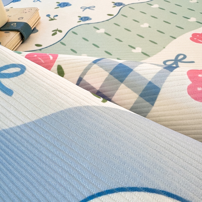 91家纺网 家纺一手货源 找家纺 慕梵家居 2025新款冰豆豆斜纹数码印花床单款凉席席子三件套 玫瑰物语