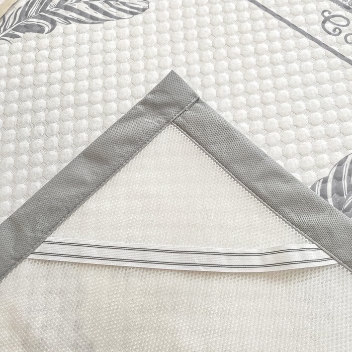 91家纺网 家纺一手货源 找家纺 慕梵家居 2025新款冰豆豆数码印花圆网凉席款凉席席子三件套 羽毛