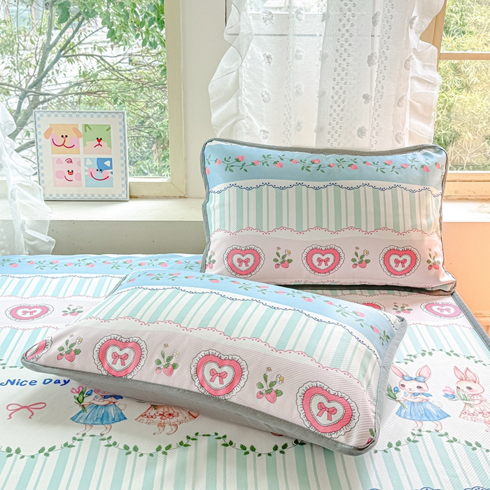 91家纺网 家纺一手货源 找家纺 慕梵家居 2025新款冰豆豆斜纹数码印花床笠款凉席席子三件套 可爱萌兔