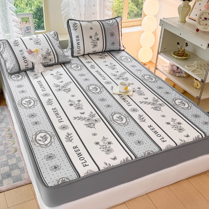 91家纺网 家纺一手货源 找家纺 慕梵家居 2025新款冰豆豆斜纹数码印花床笠款凉席席子三件套 素雅