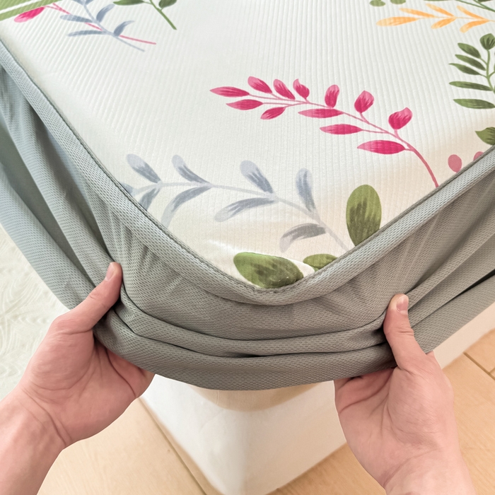 91家纺网 家纺一手货源 找家纺 慕梵家居 2025新款冰豆豆斜纹数码印花床笠款凉席席子三件套 甜蜜的爱