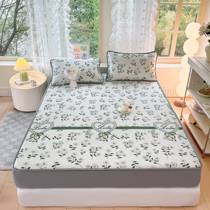 91家纺网 家纺一手货源 找家纺 慕梵家居 2025新款冰豆豆斜纹数码印花床笠款凉席席子三件套 小雏菊-绿