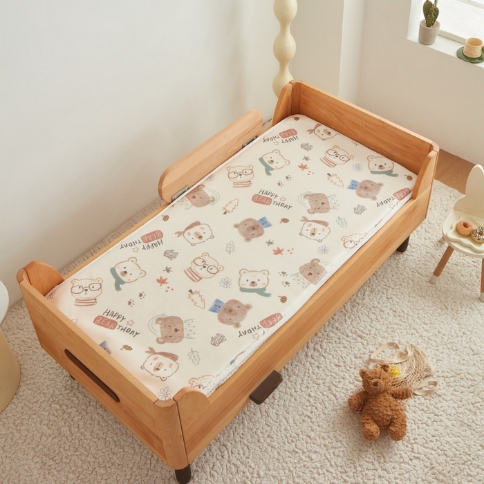 91家纺网 家纺一手货源 找家纺 艾佳宝贝 2025春夏A类多动能儿童双面床垫冰丝凉席 憨憨萌熊