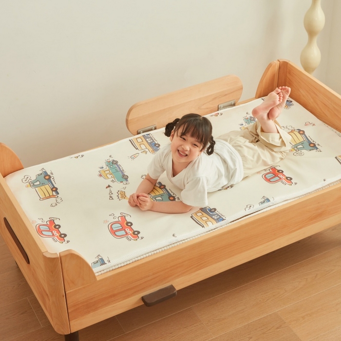 91家纺网 家纺一手货源 找家纺 艾佳宝贝 2025春夏A类多动能儿童双面床垫冰丝凉席 巴士汽车