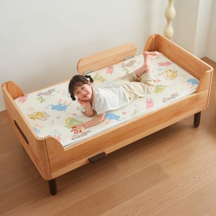 91家纺网 家纺一手货源 找家纺 艾佳宝贝 2025春夏A类多动能儿童双面床垫冰丝凉席 动物的世界