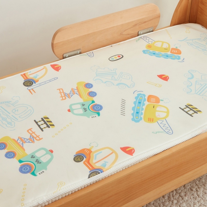 91家纺网 家纺一手货源 找家纺 艾佳宝贝 2025春夏A类多动能儿童双面床垫冰丝凉席 工程小车