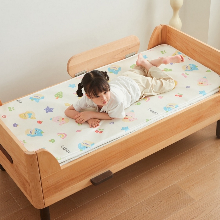 91家纺网 家纺一手货源 找家纺 艾佳宝贝 2025春夏A类多动能儿童双面床垫冰丝凉席 贪吃蛇