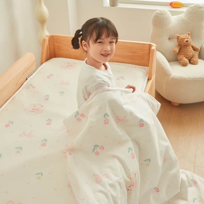 91家纺网 家纺一手货源 找家纺 艾佳宝贝 2025春夏A类多动能儿童双面床垫冰丝凉席 小香兔