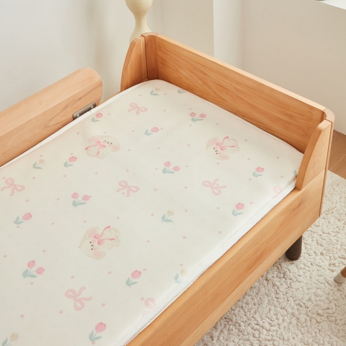 91家纺网 家纺一手货源 找家纺 艾佳宝贝 2025春夏A类多动能儿童双面床垫冰丝凉席 小香兔