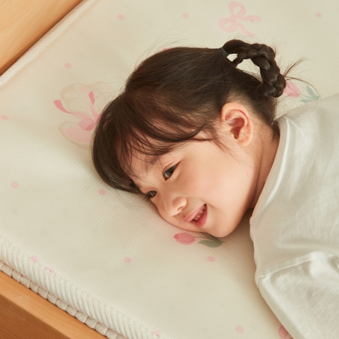 91家纺网 家纺一手货源 找家纺 艾佳宝贝 2025春夏A类多动能儿童双面床垫冰丝凉席 小香兔