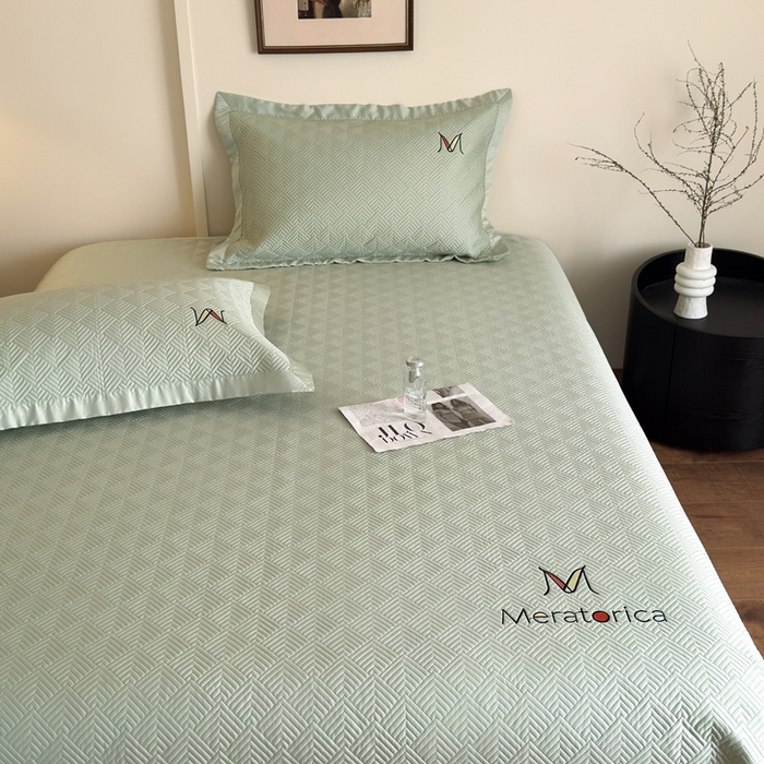 91家纺网 家纺一手货源 找家纺 云雀 2025新款60S兰精天丝床盖(M系列) M床盖-豆绿