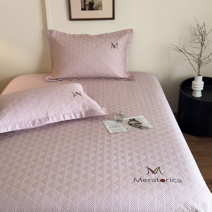 91家纺网 家纺一手货源 找家纺 云雀 2025新款60S兰精天丝床盖(M系列) M床盖-豆沙