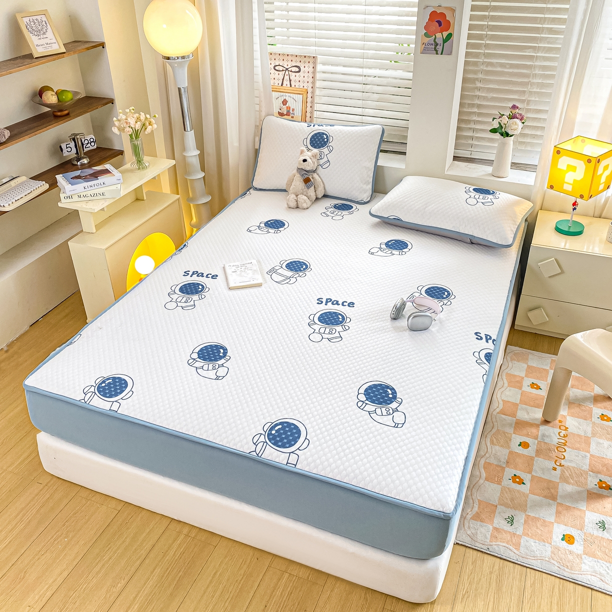 91家纺网 家纺一手货源 找家纺 慕梵家居 2025新款冰豆豆数码印花圆网凉席款凉席席子三件套 醉入星河