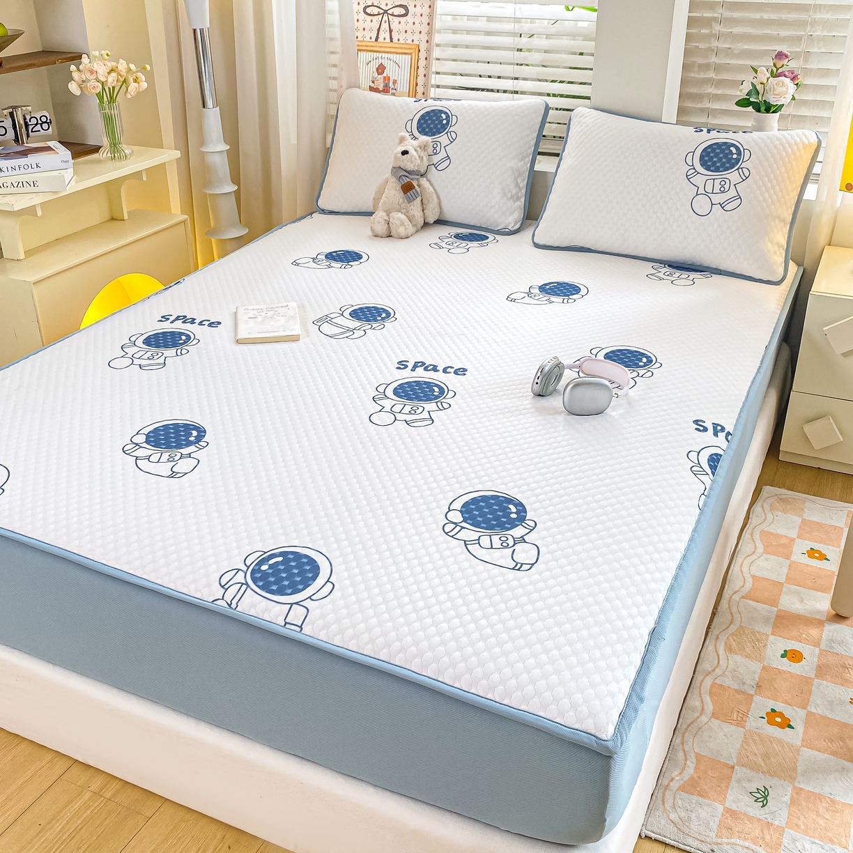 91家纺网 家纺一手货源 找家纺 慕梵家居 2025新款冰豆豆数码印花圆网凉席款凉席席子三件套 醉入星河