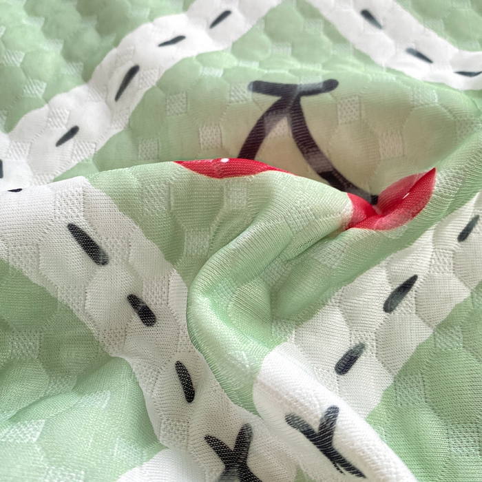 91家纺网 家纺一手货源 找家纺 慕梵家居 2025新款冰豆豆数码印花圆网凉席款凉席席子三件套 蝴蝶樱桃