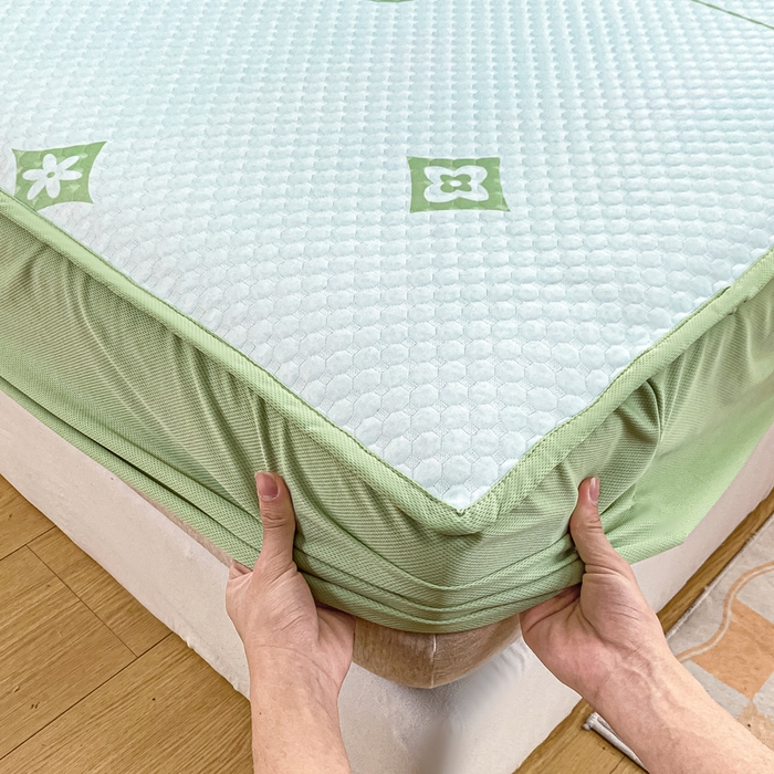 91家纺网 家纺一手货源 找家纺 慕梵家居 2025新款冰豆豆数码印花圆网凉席款凉席席子三件套 美好一天