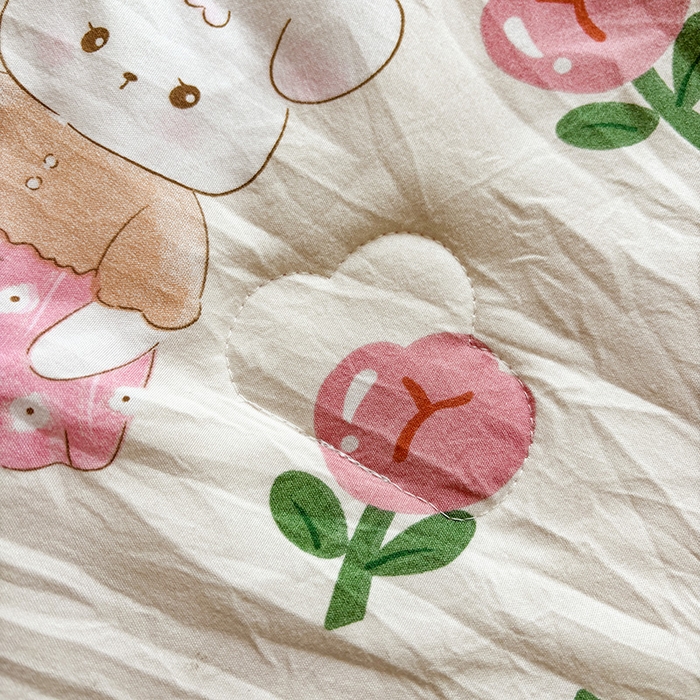 91家纺网 家纺一手货源 找家纺 美梦里 2025春夏新款新疆棉花豆豆被夏被夏凉被空调被 花儿小兔（豆豆被）