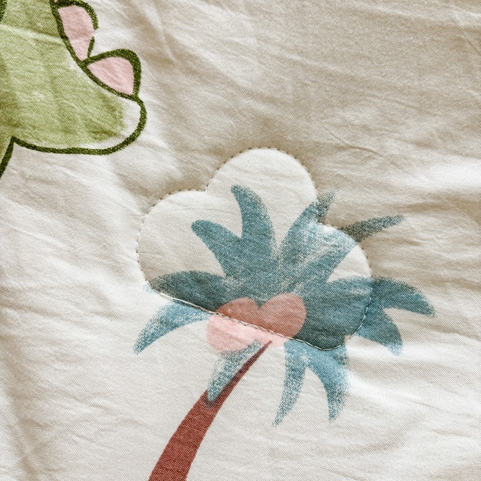 91家纺网 家纺一手货源 找家纺 美梦里 2025春夏新款新疆棉花豆豆被夏被夏凉被空调被 小恐龙（豆豆被）