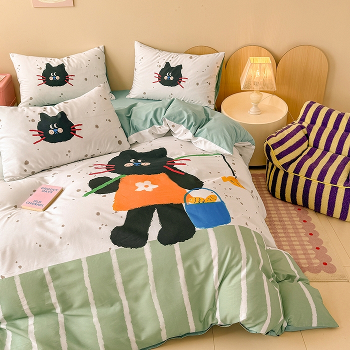 91家纺网 家纺一手货源 找家纺 玉元坊 2025新款全棉纯棉数码印花卡通床单床笠床裙四件套三件套 猫钓鱼