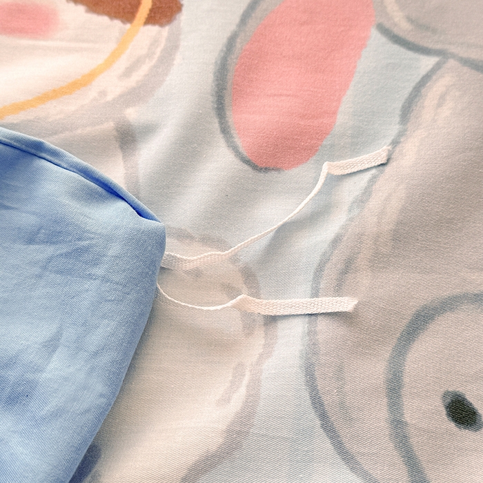 91家纺网 家纺一手货源 找家纺 玉元坊 2025新款全棉纯棉数码印花卡通床单床笠床裙四件套三件套 兔子伙伴