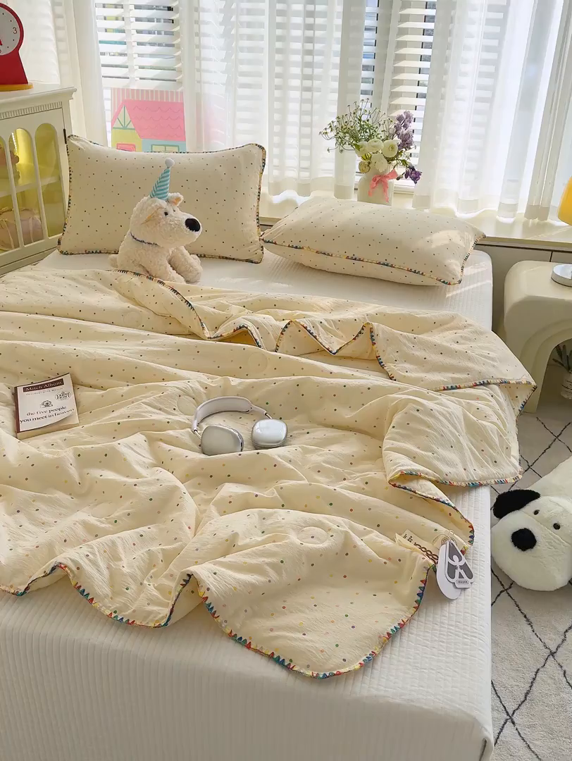 91家纺网 家纺一手货源 找家纺 初念 2025新款云感双层纱抗菌贝壳边夏被被子被芯【提供买家秀】 贝壳边-波点世界