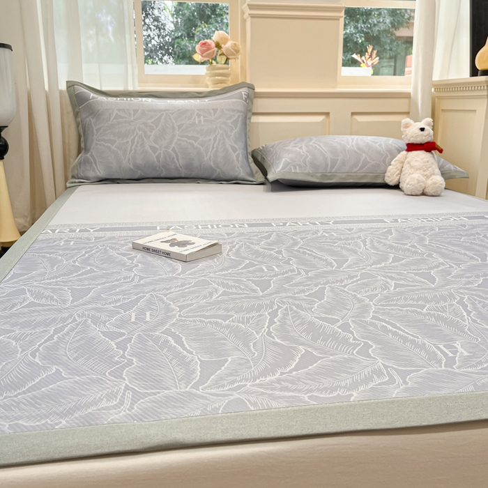 91家纺网 家纺一手货源 找家纺 星座家纺 2025新款复合提花凉感丝凉席三件套平铺款 叶之语-灰