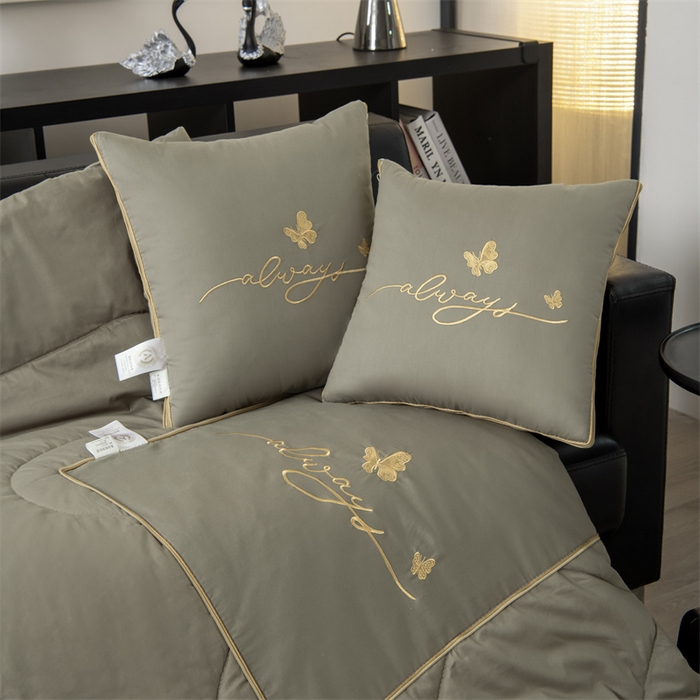 91家纺网 家纺一手货源 找家纺 照世家纺 2025新款柔软透气全棉抱枕被-蝶影（控价不低于40*40的69，45*45的89，50*50的109，55*55的139，60*60的189）蝶影-灰