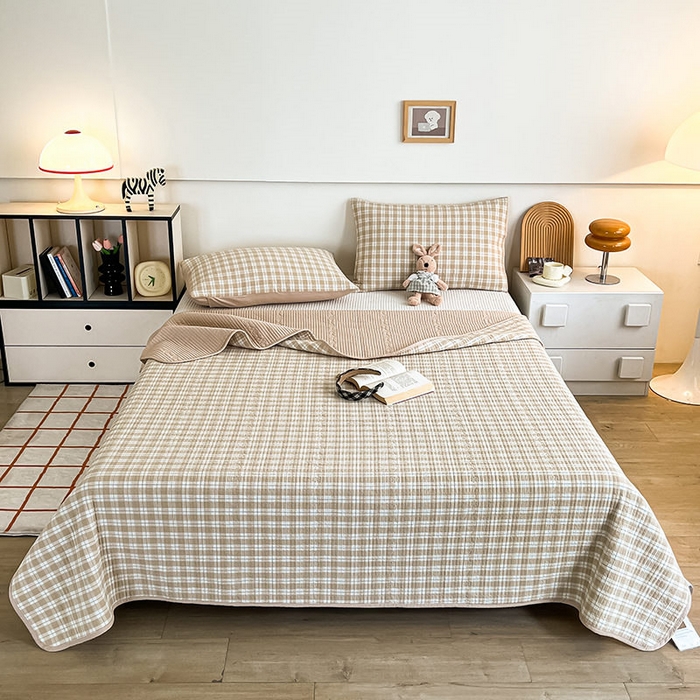 91家纺网 家纺一手货源 找家纺 沐纯家居 2025新款格子款天丝棉床盖三件套 布丁咖