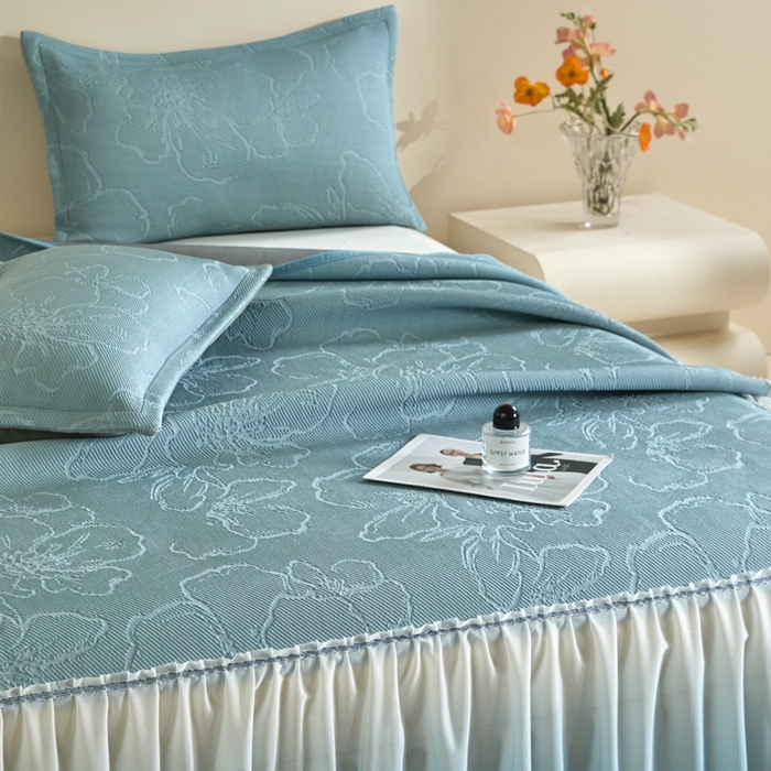 91家纺网 家纺一手货源 找家纺 卡初家居（原微来） 2025新款乙纶冰豆豆渐变色床裙款凉席席子 渐变蓝