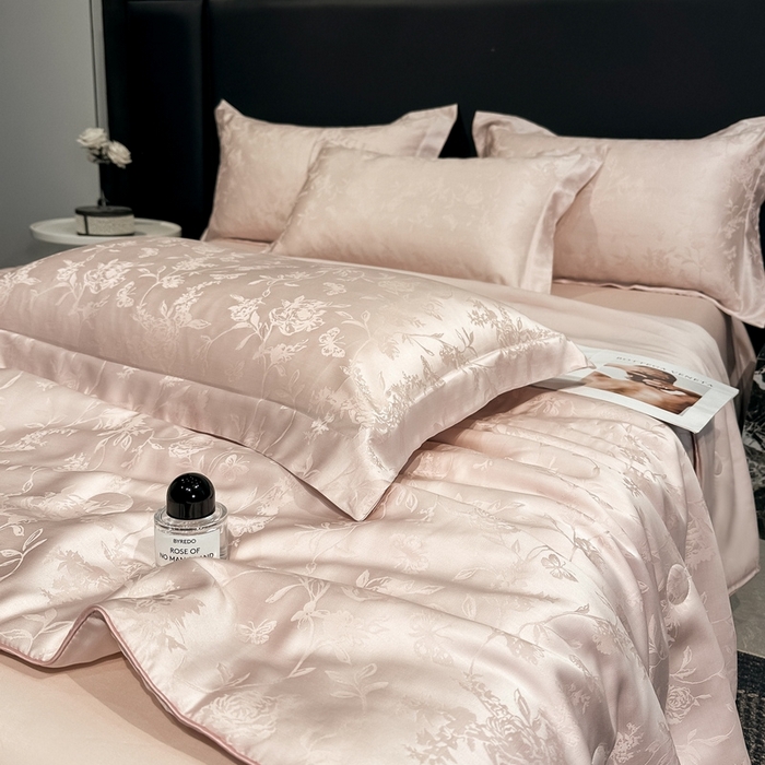 91家纺网 家纺一手货源 找家纺 （总） 慕晨 2025新款莱赛尔提花四件套高级简奢款天丝夏被4件套直播热款