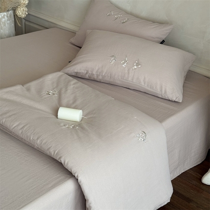 鹿班家居 2025年夏季双层皱皱纱刺绣夏被系列—猫耳花园【标准会员-20元】 棕色