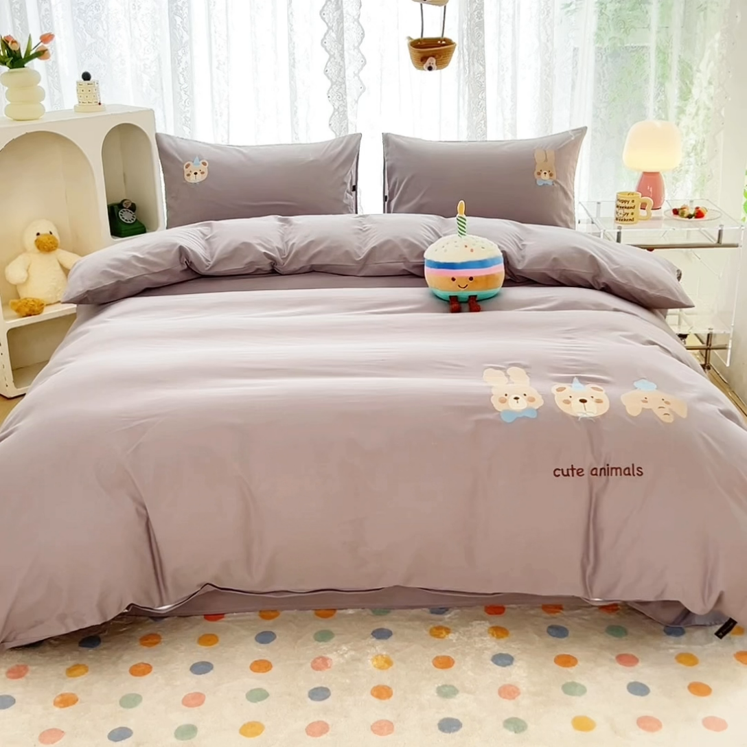 91家纺网 家纺一手货源 找家纺 曼町家居 2025春夏新款40支全棉纯棉水洗棉刺绣四件套 元气星喵-薄雾灰