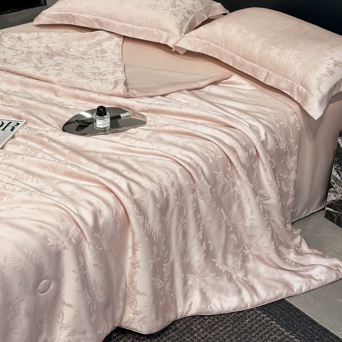 91家纺网 家纺一手货源 找家纺 （总） 慕晨 2025新款莱赛尔提花四件套高级简奢款天丝夏被4件套直播热款