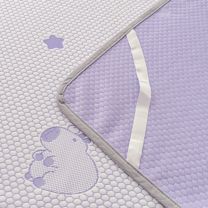 91家纺网 家纺一手货源 找家纺 雪鲨家纺  2025新款凉感冰豆豆凉席凉豆豆三件套冰丝提花软席PE 卡皮巴拉紫