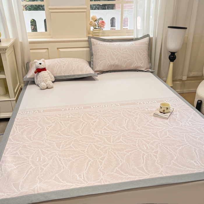 91家纺网 家纺一手货源 找家纺 星座家纺 2025新款复合提花凉感丝凉席三件套平铺款 叶之语-奶咖