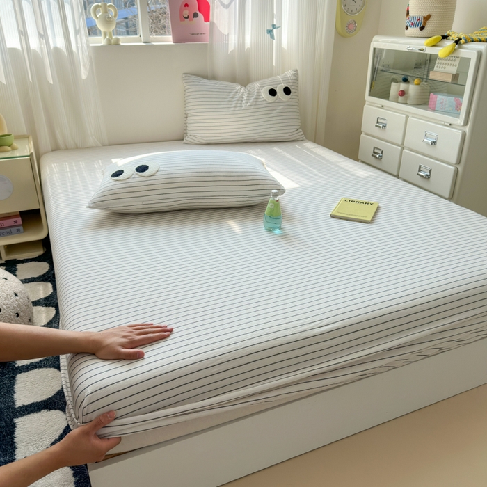 91家纺网 家纺一手货源 找家纺 丽涵家纺 丽涵新品 全棉色织水洗棉单品床笠-床笠三件套 黑白条