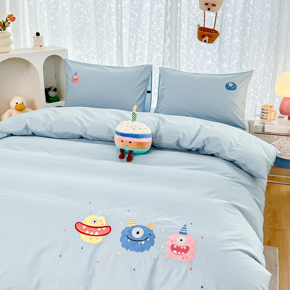 91家纺网 家纺一手货源 找家纺 曼町家居 2025春夏新款40支全棉纯棉水洗棉刺绣四件套 哆啦趣梦-北欧蓝