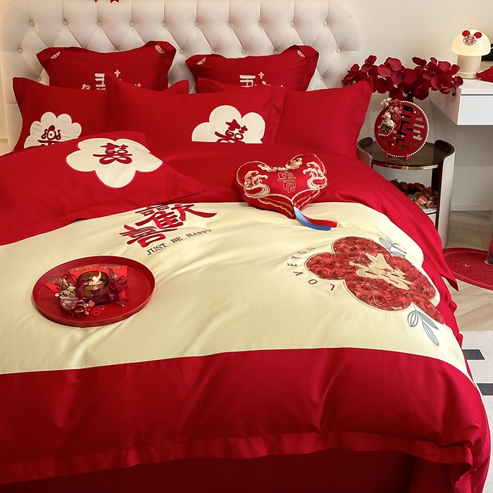 91家纺网 家纺一手货源 找家纺 玉雅家纺 2025新款长绒棉花边款刺绣时尚婚庆四件套 欢喜乐