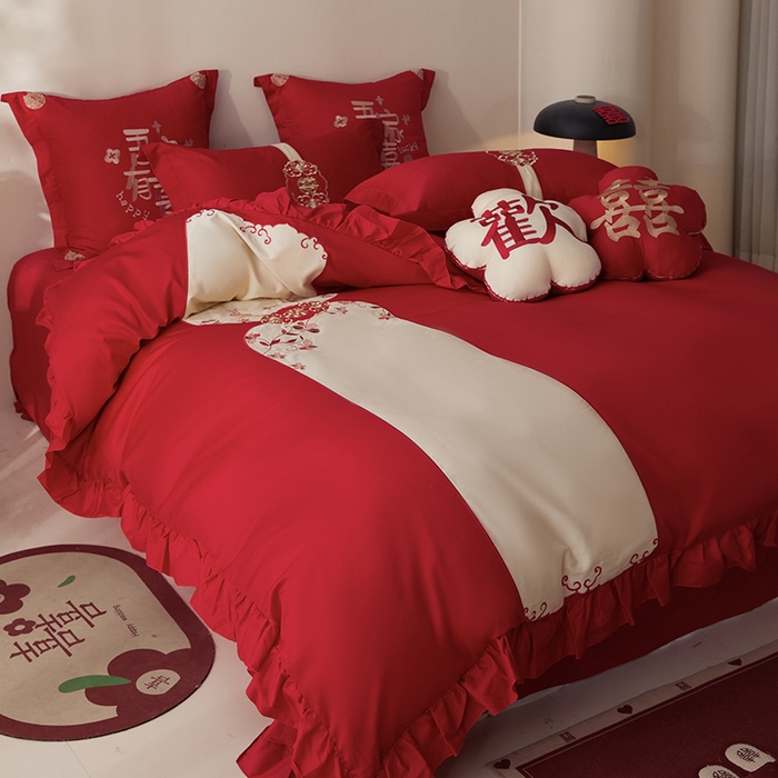 91家纺网 家纺一手货源 找家纺 玉雅家纺 2025新款长绒棉花边款刺绣时尚婚庆四件套 花边款-红妆