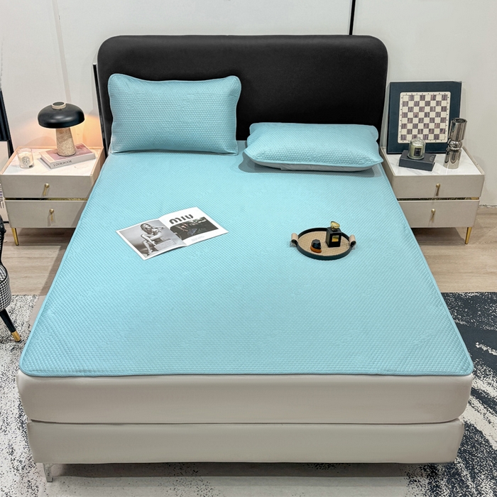 91家纺网 家纺一手货源 找家纺 春寻家纺 2025新款凉豆豆凉席冰丝席 天空蓝